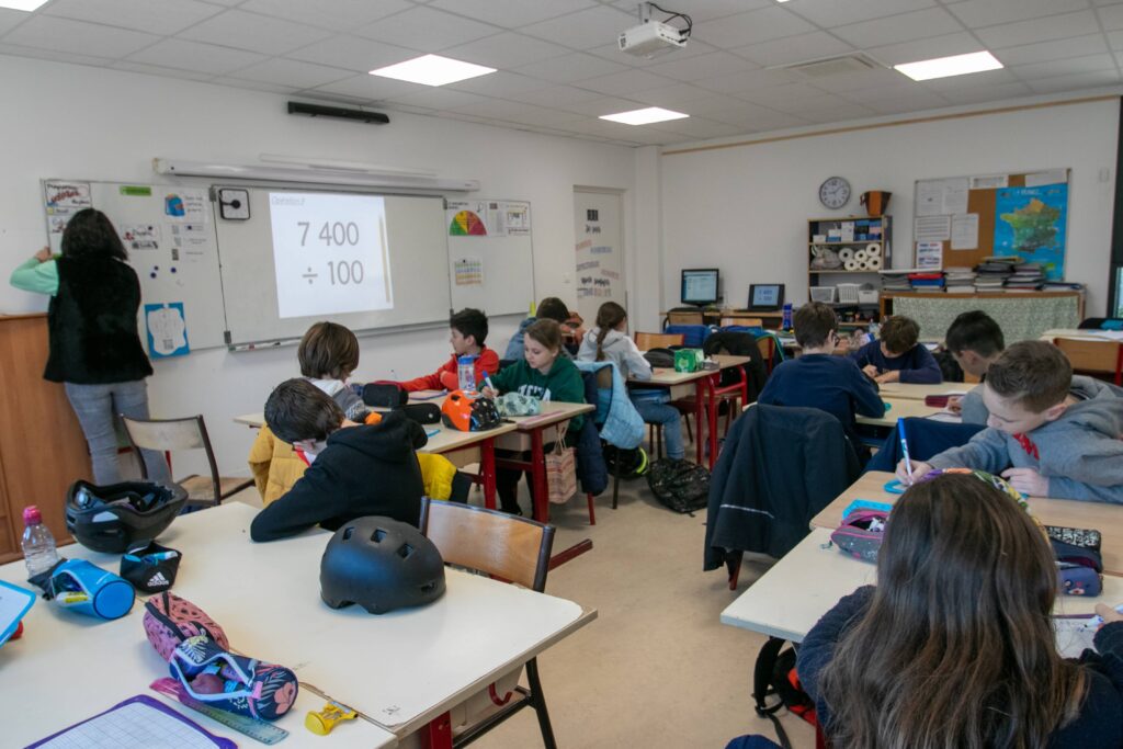 Salle de classe primaire Notre Dame